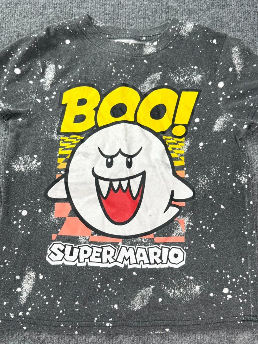 Super Mario Boo Ghost Graphic T-Shirt Kids Size XS Bleach Splatter Gray Nintendo